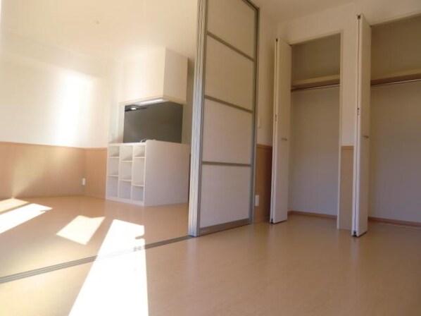 イーズフィールド Bの物件内観写真